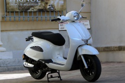 Scooter Daelim Besbi 125