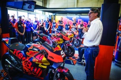 KTM arrête la Moto 2