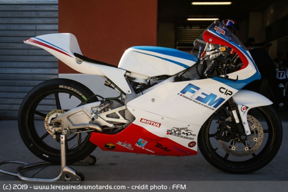 La Honda 250 de l'équipe de France de Vitesse