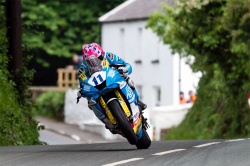 Tourist Trophy : 1re victoire de Johnston - Crédit photo : IOMTT