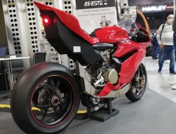 Une Ducati Panigale hybride de 300 cv