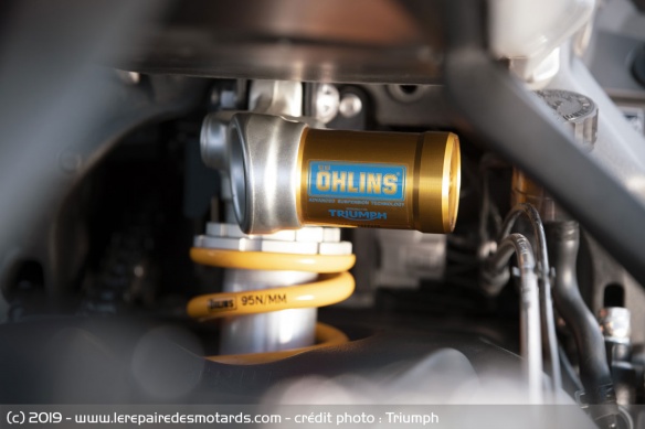 L'amortisseur Öhlins STX40 entièrement réglable