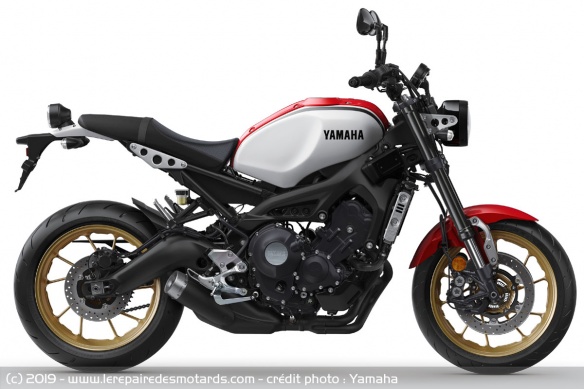 Yamaha XSR Dynamic White