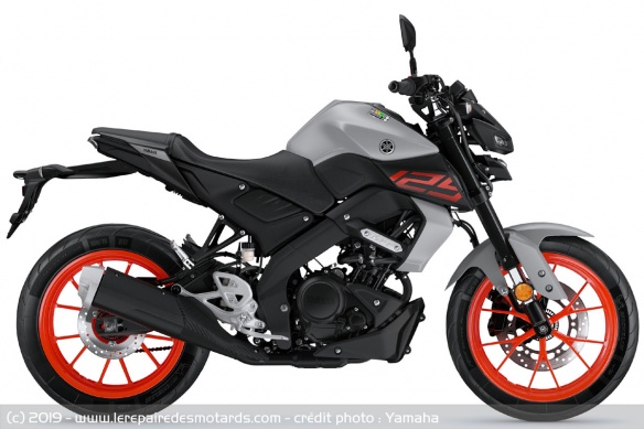 Roadster Yamaha MT-125