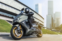 Nouveauté scooter : Yamaha TMax Tech Max