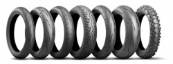 4 nouveaux pneus motos Bridgestone