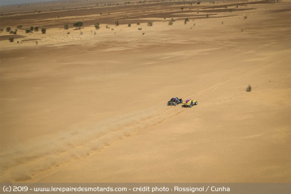 Les buggies de Laure et Kuprianov avant la collision