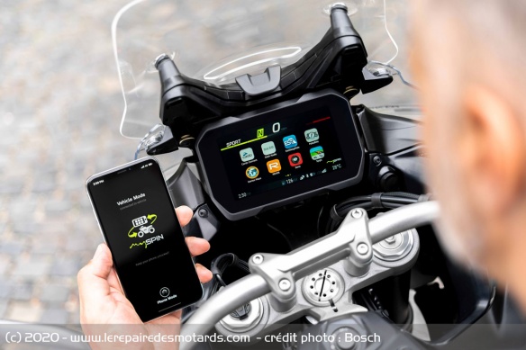 La connectivité mySPIN est également disponible sur la Multistrada V4 S