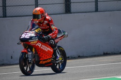 Moto3 : Alcoba en pole