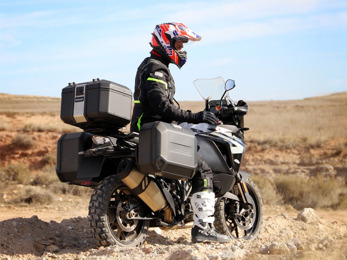Equip Moto : Filet à bagages Accessoire voyage moto Filet à bagages moto  pour casque / bagagerie moto
