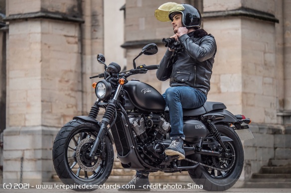 La Bobber 300 est vendue 4990 euros