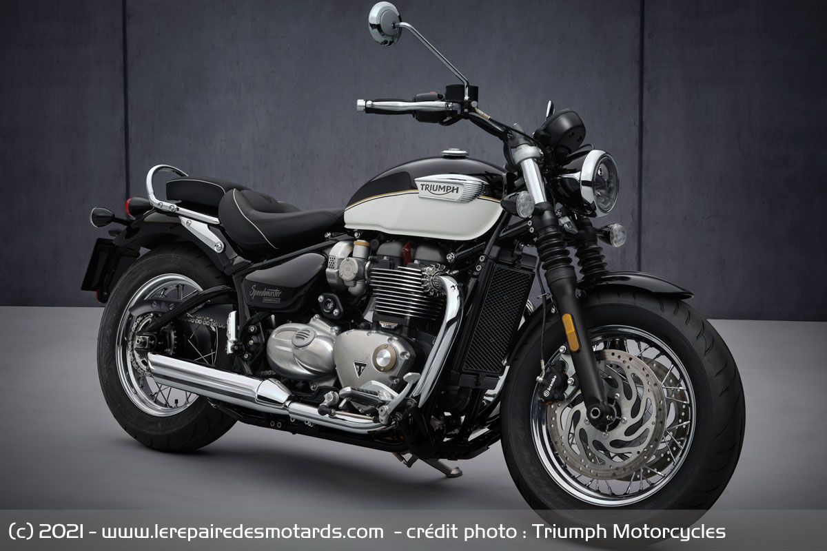 Gamme Triumph Bonneville 2021 : le changement se trouve à l'intérieur -  Moto Journal