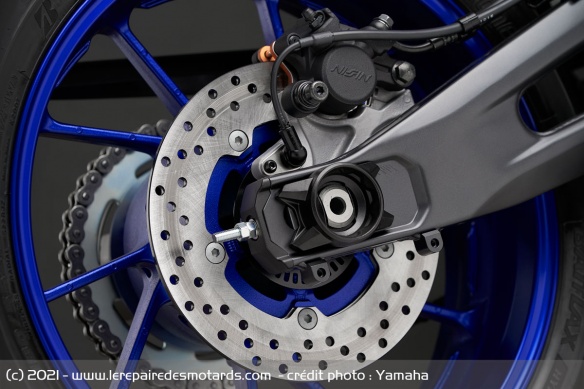 Frein arrière de la Yamaha R7