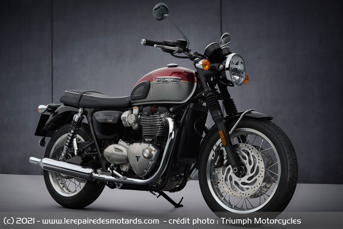 Gamme Triumph Bonneville 2021 : le changement se trouve à l'intérieur -  Moto Journal
