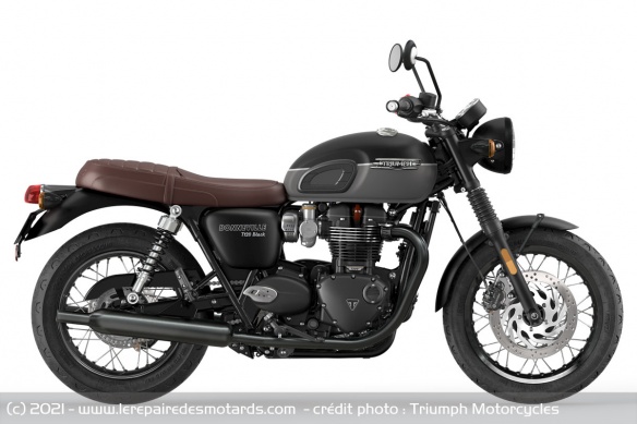 Triumph Bonneville T120 Black