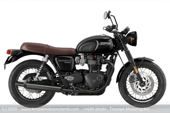 Triumph Bonneville T120 Black