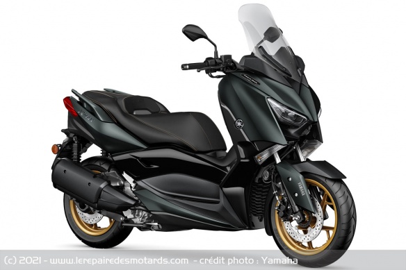 Yamaha XMAX 300 Tech MAX