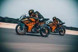 Sportive KTM RC 390 2022