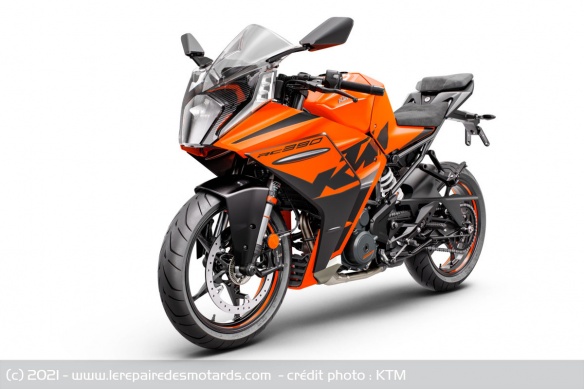 Sportive KTM RC 390 2022