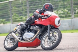 Sportive Royal Enfield Continental GT-R650 