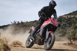 Trail Moto Morini X-Cape 649