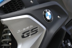 Des déflecteurs adaptatifs pour la BMW GS