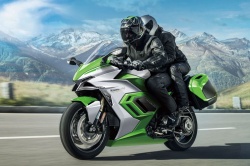 Yamaha et Kawasaki ensemble sur l'hydrogène