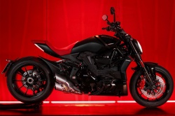 Cruiser Ducati XDiavel Nera