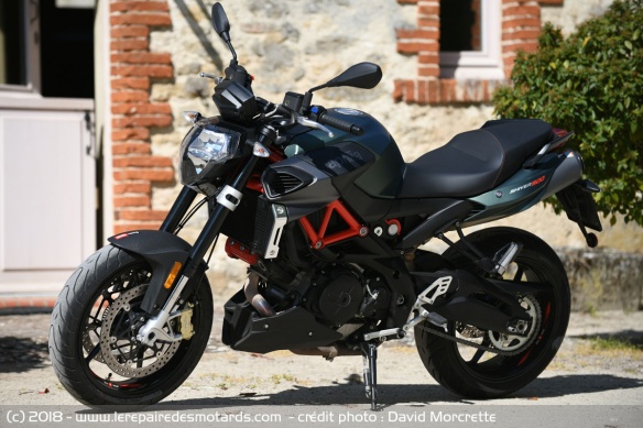 En dehors de leurs logo Gilera, les deux prototypes sont identiques à l'Aprilia Shiver 900