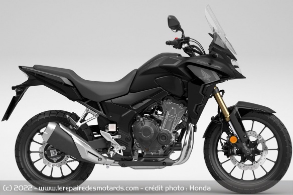 La Honda CB500X 2022