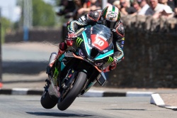 Tourist Trophy : Hickman récidive en Superstock - Crédit photo : IOMTT