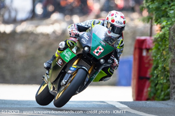 Bian, 1er français sur le podium du Tourist Trophy