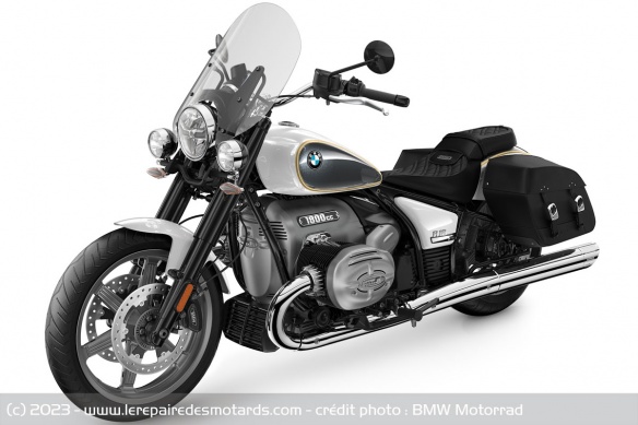 BMW R 18 Classic Option 719 Moonstone