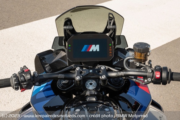 Le compteur de la BMW M 1000 XR