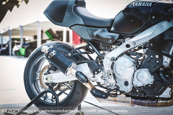 Prototype Yamaha XSR900 DB40