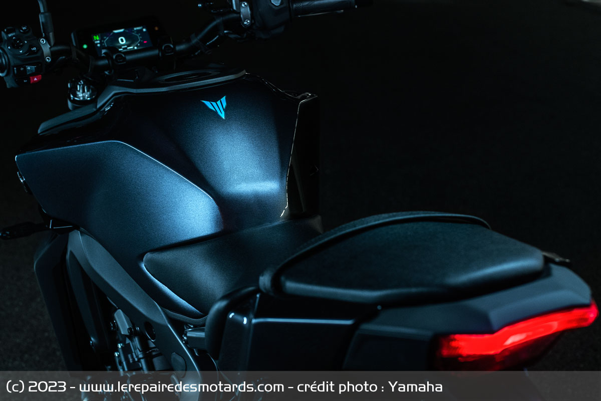 Roadster - La Yamaha MT-09 se refait une beauté et une santé pour 2024