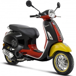 Un scooter Mickey Mouse pour l'anniversaire de Disney