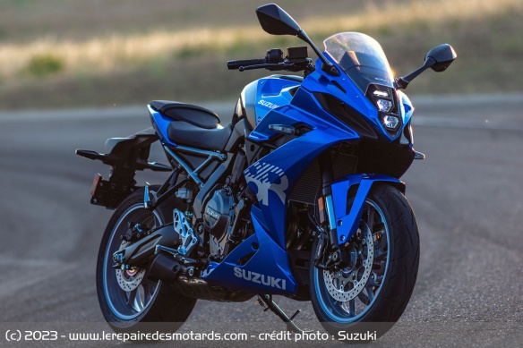 Sportive Suzuki GSX-8R