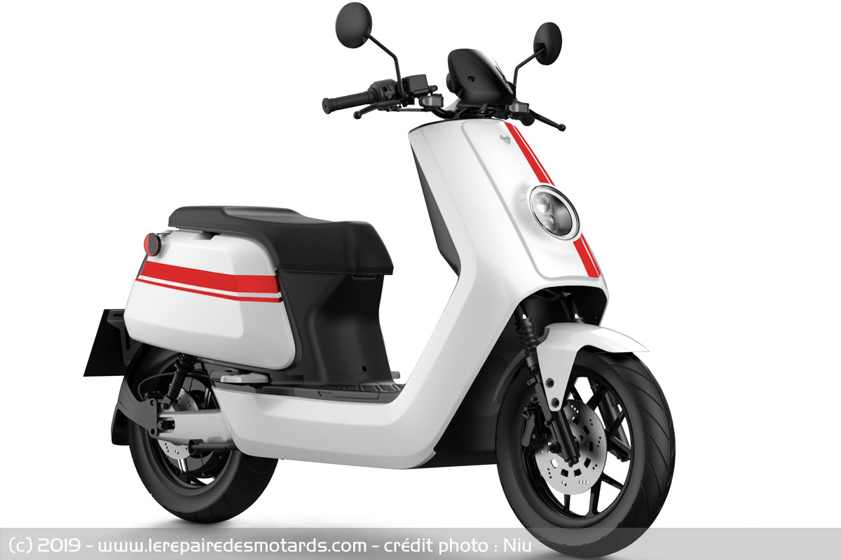 http://www.lerepairedesmotards.com/img/actu/2023/scooter-electrique-niu-nqi-gts_hd.jpg