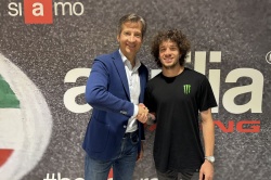 MotoGP : Aprilia recrute Bezzecchi