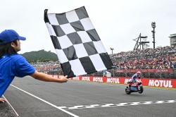 Moto2 : 1re victoire pour Gonzalez - Crédit photo : MotoGP