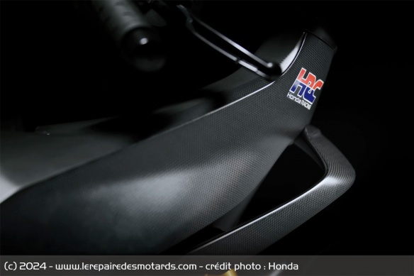 Sportive Honda CBR1000RR-R Fireblade SP Carbon Edition