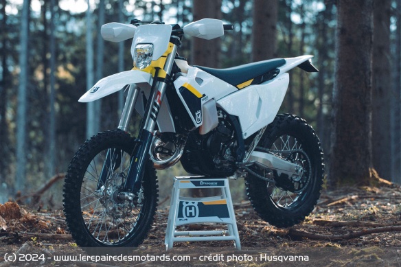 La Husqvarna TE 125 2025