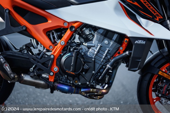 Roadster KTM 990 Duke R