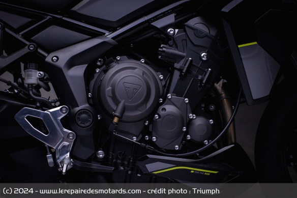 Le moteur 3 cylindres de la Triumph Tiger Sport 800