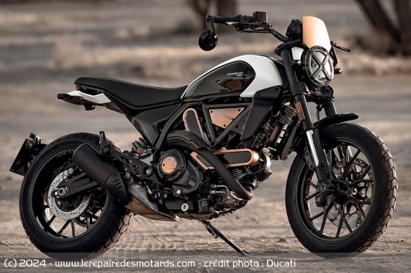 Moto Ducati Scrambler 10° Anniversario Rizoma Edition