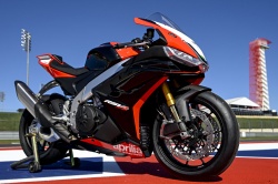 Sportive Aprilia RSV4 Factory SE-09 SBK