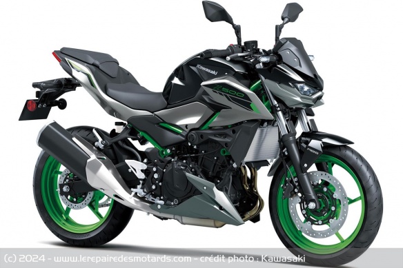 Roadster Kawasaki Z500 SE 2025