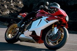 Sportive MV Agusta Superveloce 1000 Serie Oro