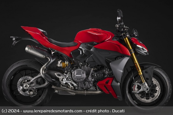 Roadster Ducati Streetfighter V2 2025